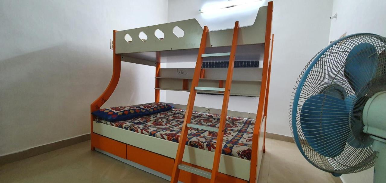 Oonjal Veedu Apartamento Kuttālam Exterior foto