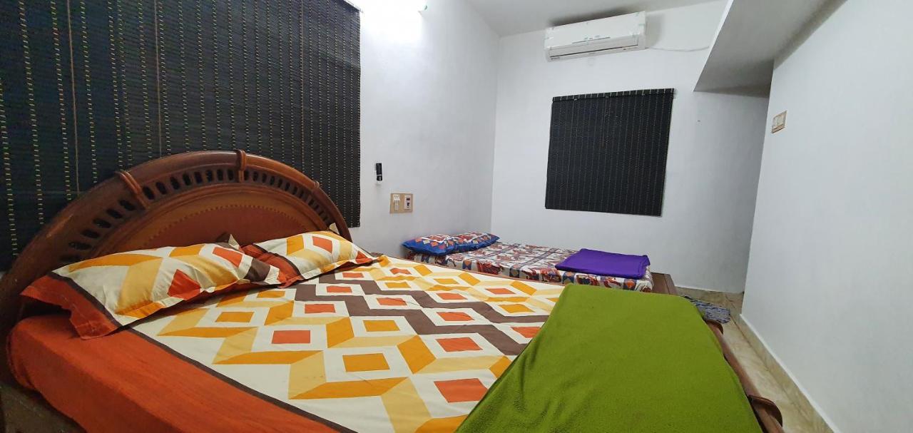 Oonjal Veedu Apartamento Kuttālam Exterior foto