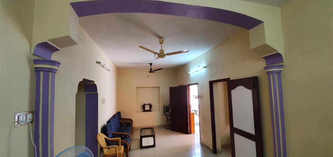 Oonjal Veedu Apartamento Kuttālam Exterior foto