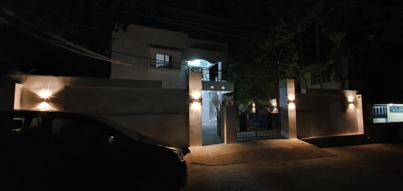 Oonjal Veedu Apartamento Kuttālam Exterior foto