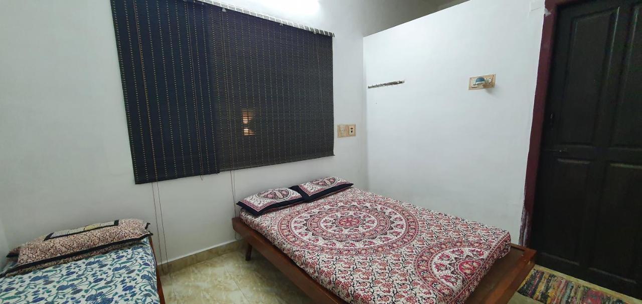 Oonjal Veedu Apartamento Kuttālam Exterior foto