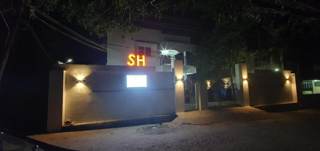 Oonjal Veedu Apartamento Kuttālam Exterior foto