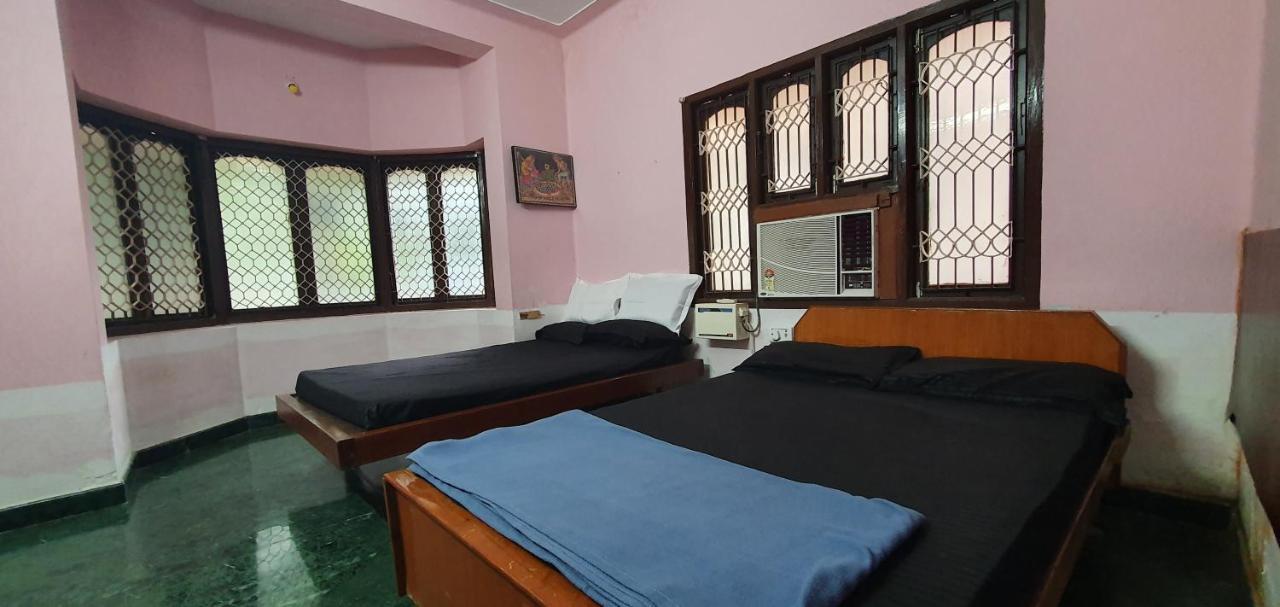Oonjal Veedu Apartamento Kuttālam Exterior foto