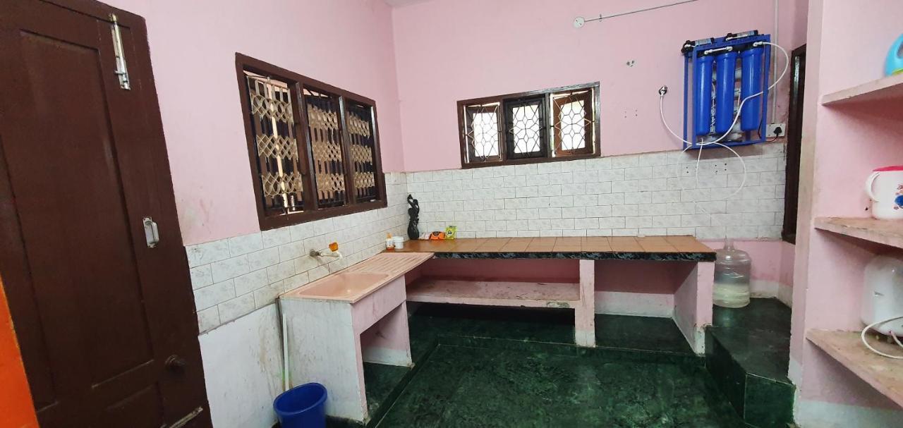 Oonjal Veedu Apartamento Kuttālam Exterior foto